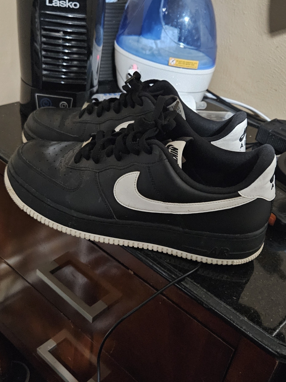 Nike Black and White Low-Top Sneakers with White Swoosh